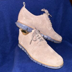COLE HAAN ZEROGRAND GRAND.OS MENS SIZE 8 M SUEDE TAN / BLUE SHOES C21082